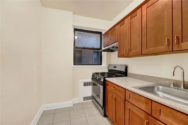 $369,000 | 2835 Bedford Avenue, Unit 4D | Flatbush