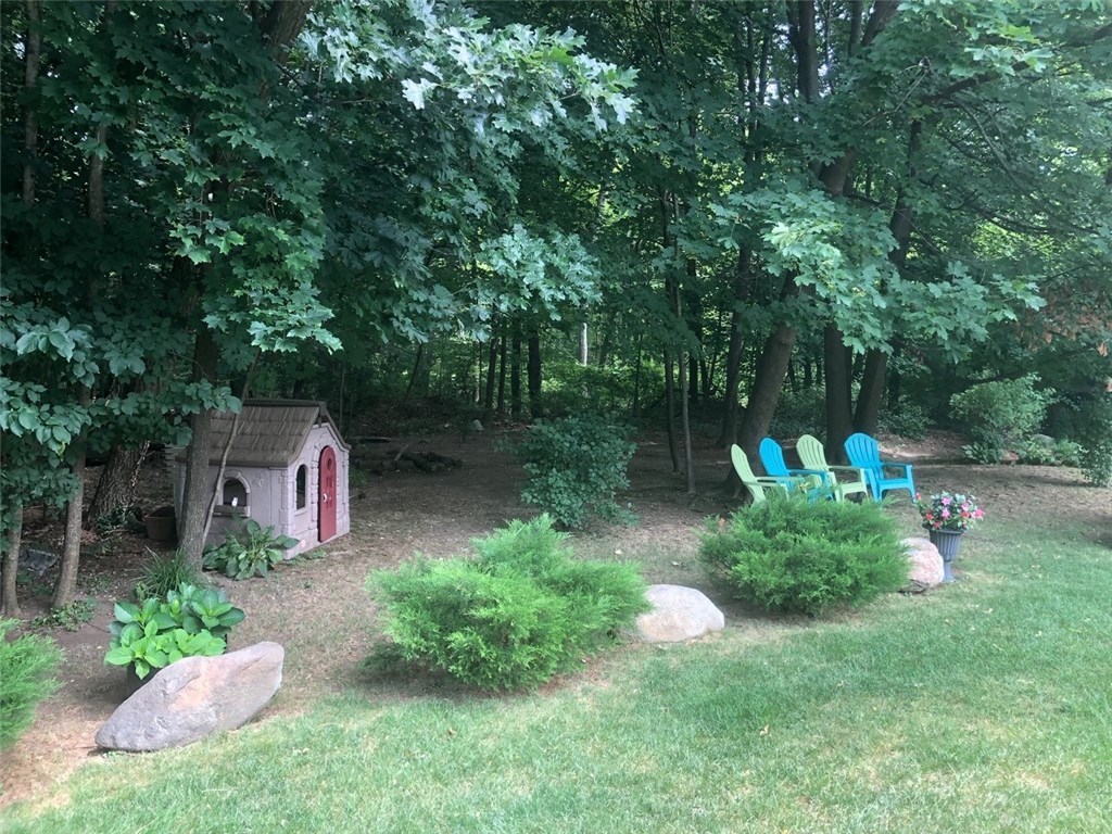 13 Castle Gate Road Cumberland, RI 02864 - Photo 7 of 26 Gallery Image 7