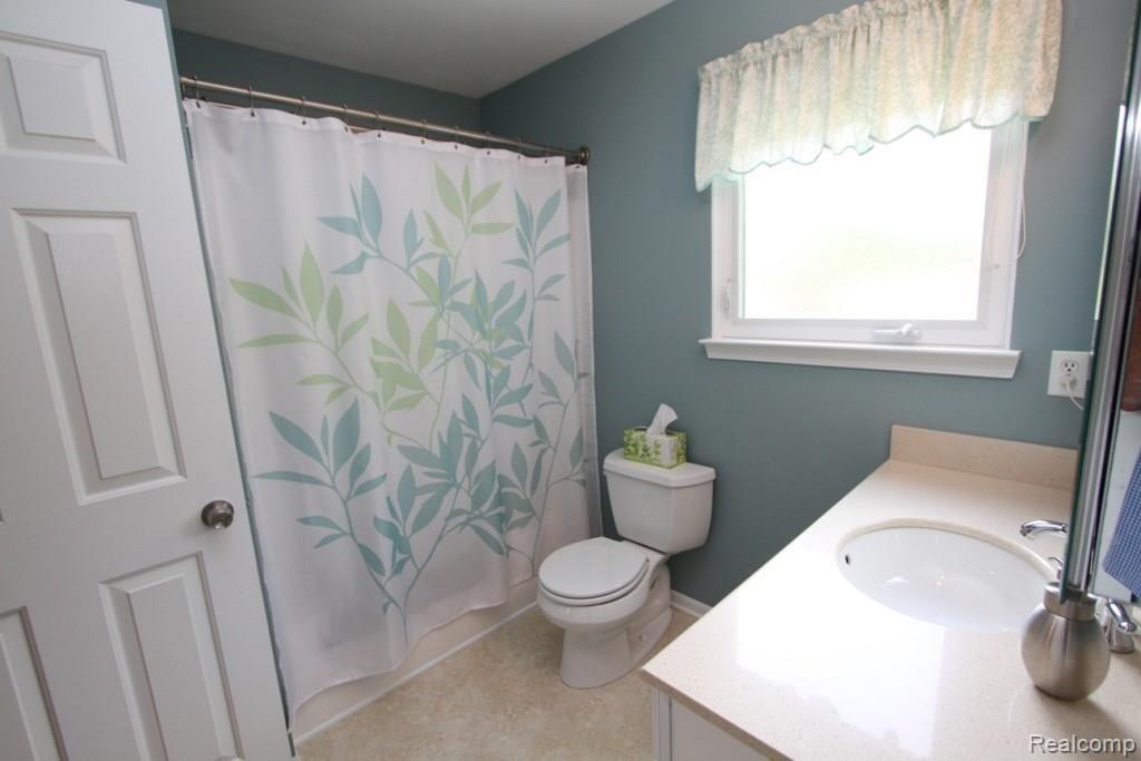 3824 Mildred Avenue Rochester Hills, MI 48309 - Photo 20 of 22