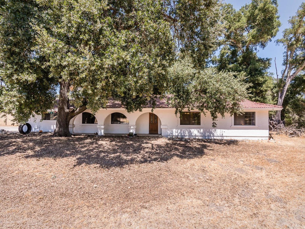 6750 Santa Cruz Road Atascadero, CA 93422 - Photo 1 of 1