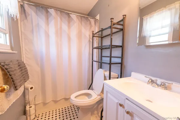 $129,500 | 1548 9th Route, Unit 12F, Wappingers Falls, NY 12590