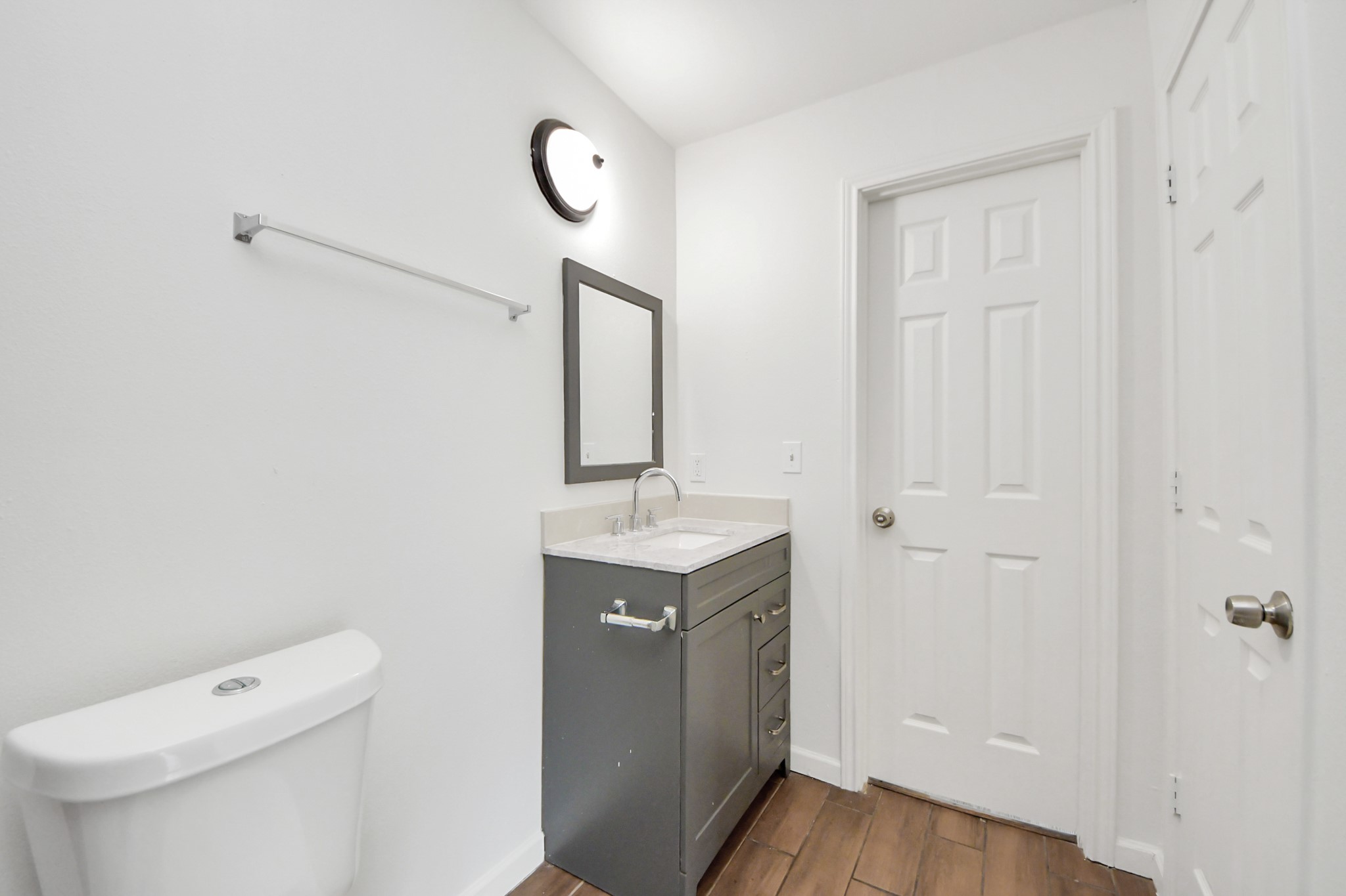 12068 Beechnut Street, Unit C Houston, TX 77072 - Photo 30 of 40 a room with a washer and dryer