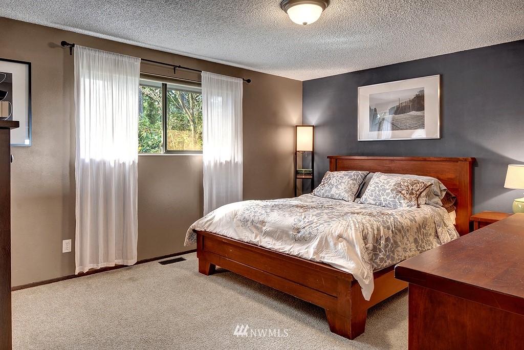 14514 164th Place Southeast Renton, WA 98059 - Photo 8 of 18 Gallery Image 8