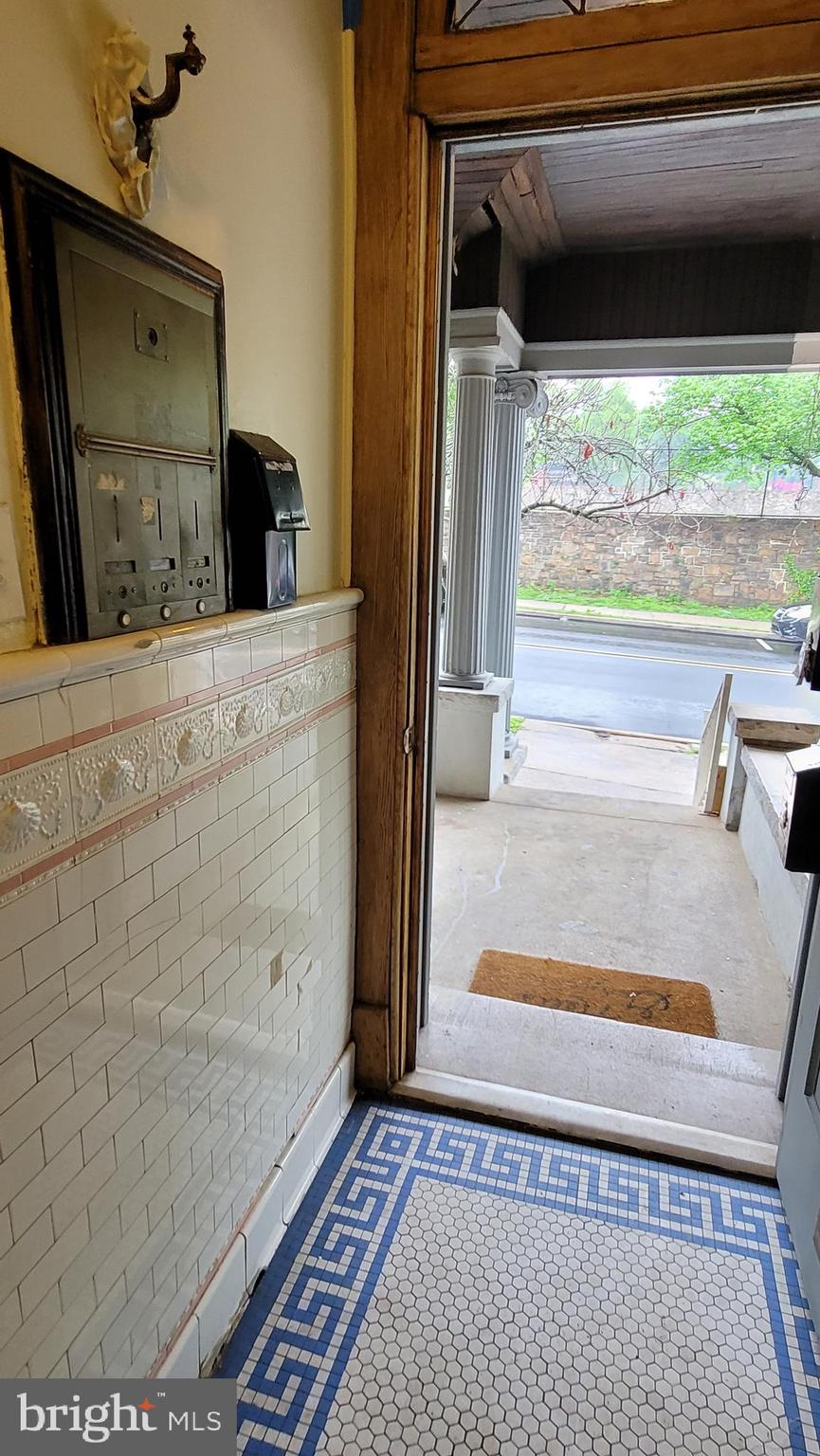 324 Spring Street, Unit 3 Reading, PA 19601 - Photo 5 of 27