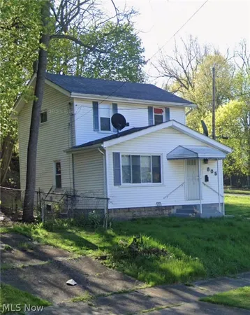 $1,100 | 805 Carpenter Street, Akron, OH 44310