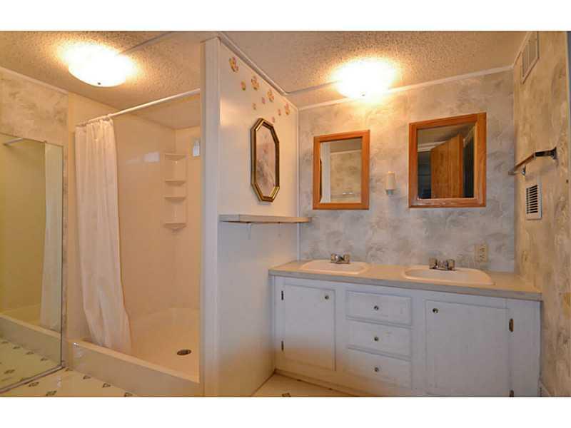 19 Parsonage Road North Yarmouth, ME 04097 - Photo 14 of 26 Master Bath/Spa.