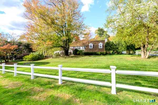 $1,365,000 | 1 Westview Lane, Norwalk, CT 06854