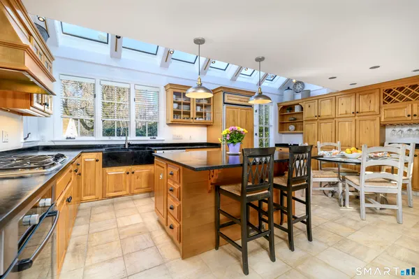 $1,365,000 | 1 Westview Lane, Norwalk, CT 06854