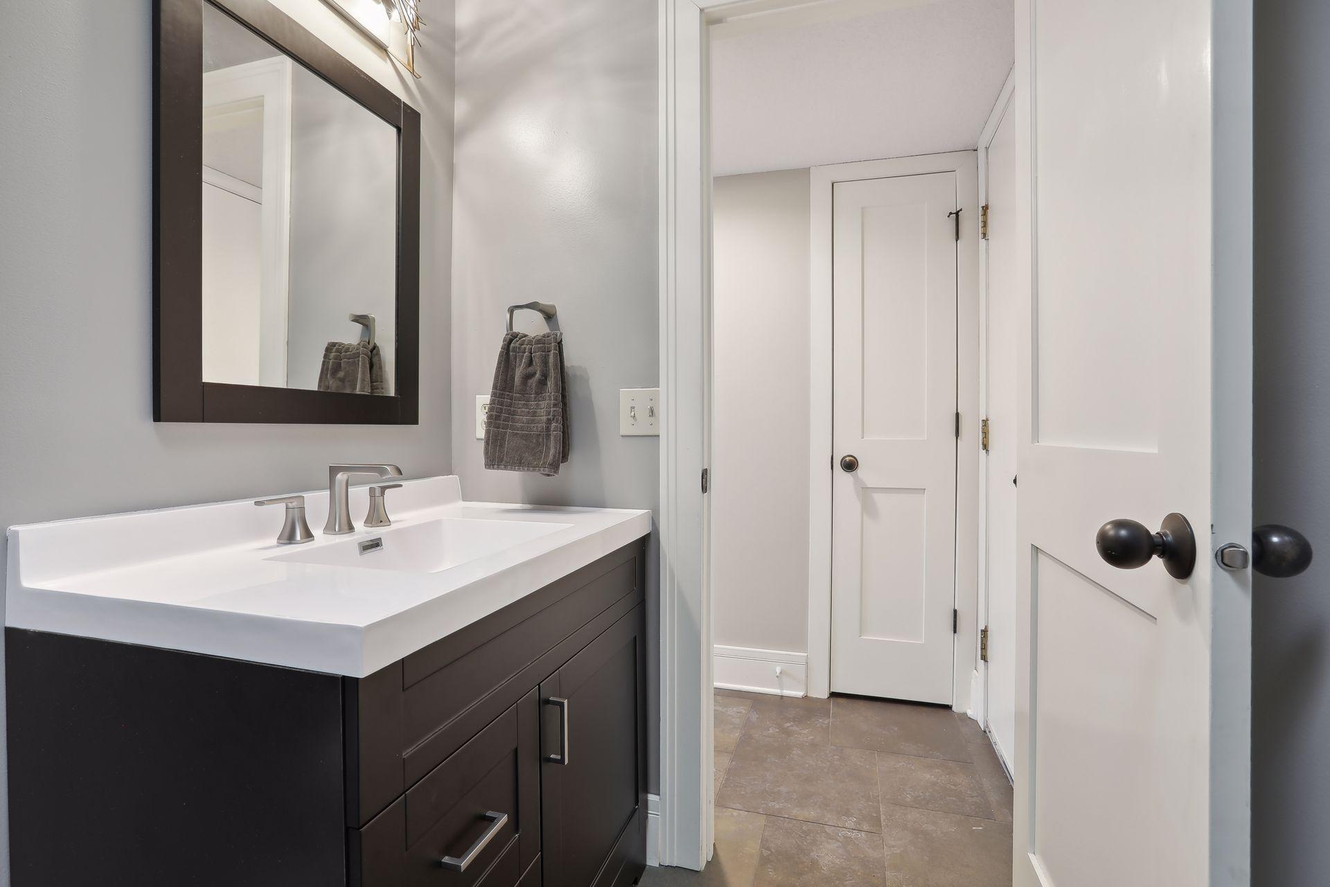 8062 Pennsylvania Road Bloomington, MN 55438 - Photo 28 of 46 Gallery Image 28