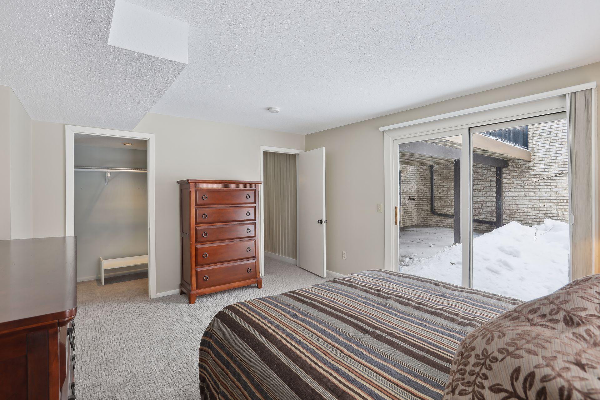 8062 Pennsylvania Road Bloomington, MN 55438 - Photo 34 of 46 Gallery Image 34