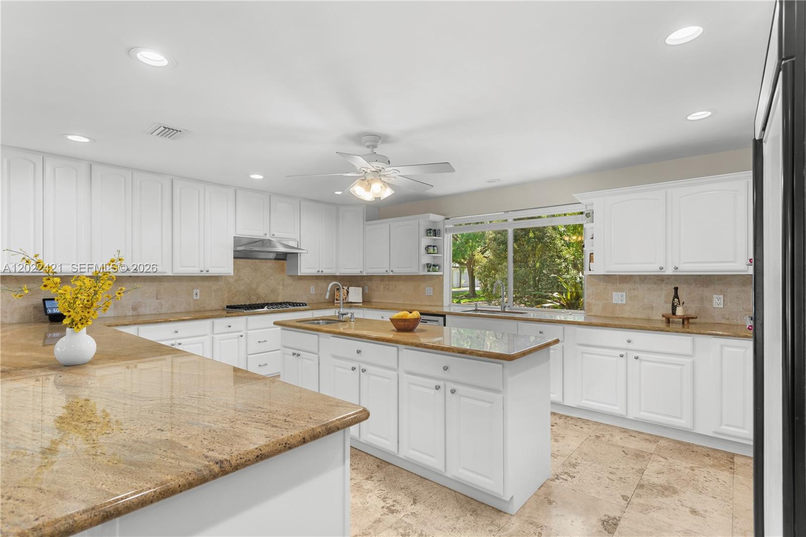 6845 Southwest 129th Terrace Pinecrest, FL 33156 - Photo 2 of 25