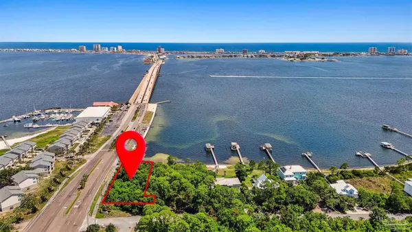 $425,000 | 0 Soundview Trail, Gulf Breeze, FL 32561
