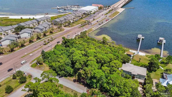 $425,000 | 0 Soundview Trail, Gulf Breeze, FL 32561