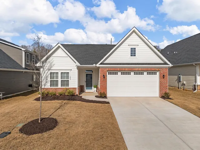 $320,000 | 1676 Jessamine Drive, Woodruff, SC 29388