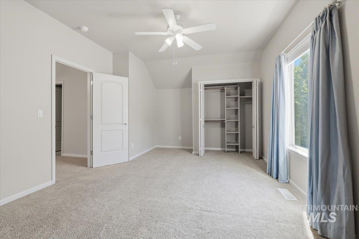 3769 North Quenzer Way Meridian, ID 83646 - Photo 25 of 36