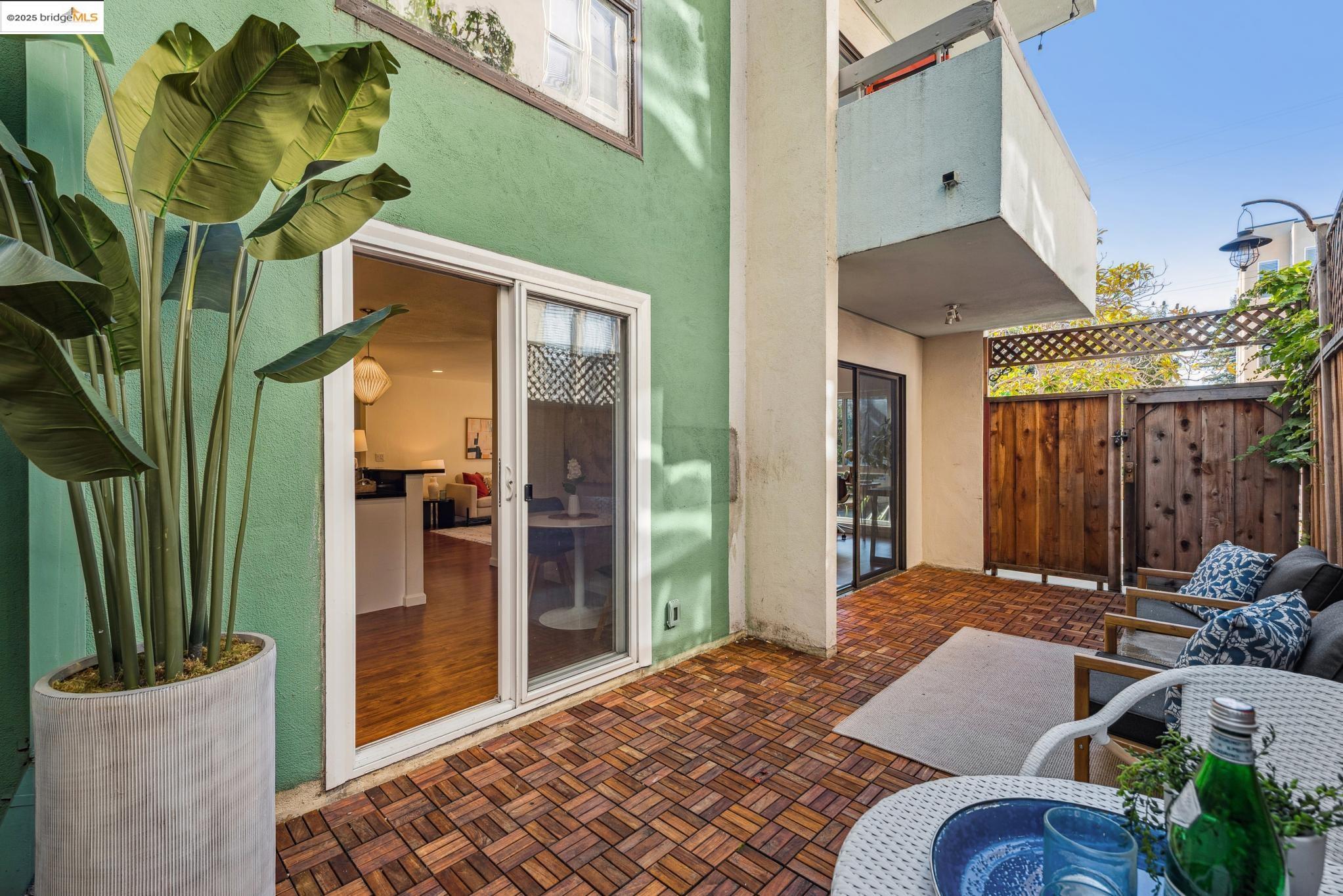 651 Oakland Avenue, Unit 1E Oakland, CA 94611 - Photo 13 of 28 a view of balcony with patio