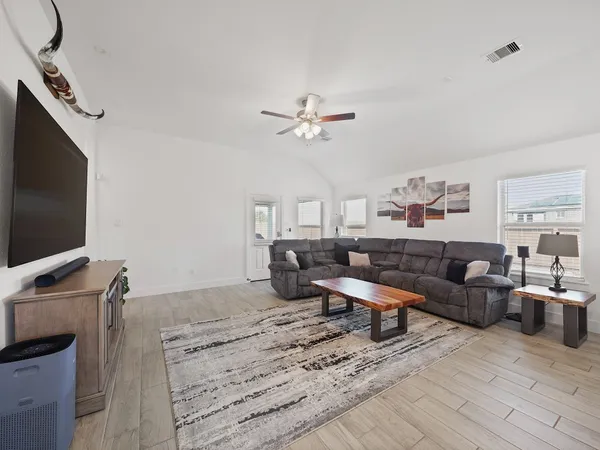 $329,900 | 9 Alyssa Palms Drive, Manvel, TX 77578