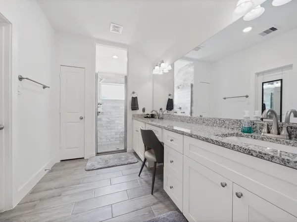 $329,900 | 9 Alyssa Palms Drive, Manvel, TX 77578