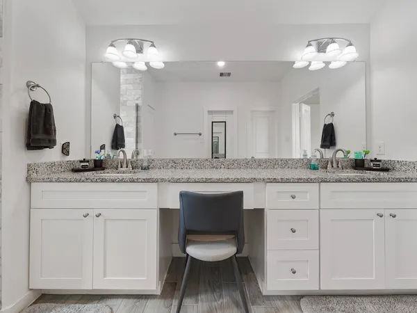 $329,900 | 9 Alyssa Palms Drive, Manvel, TX 77578