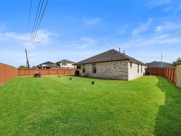 $329,900 | 9 Alyssa Palms Drive, Manvel, TX 77578