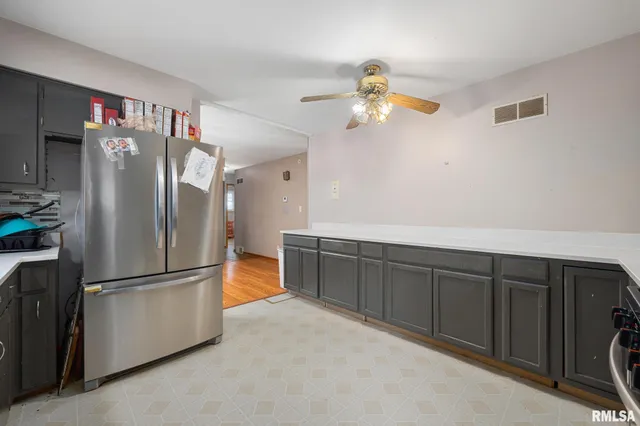 $199,990 | 5514 North Jesters Court, Peoria, IL 61614