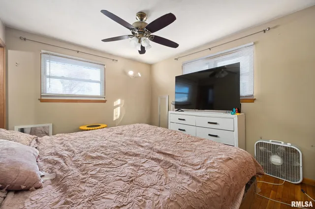 $199,990 | 5514 North Jesters Court, Peoria, IL 61614