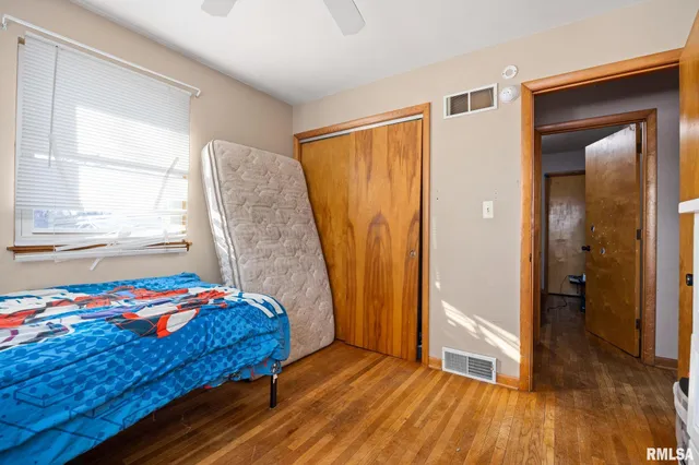 $199,990 | 5514 North Jesters Court, Peoria, IL 61614