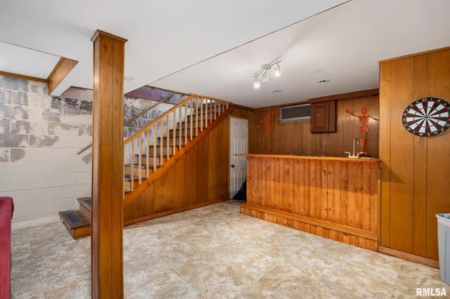 $199,990 | 5514 North Jesters Court, Peoria, IL 61614