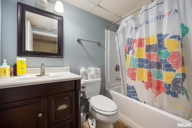 $199,990 | 5514 North Jesters Court, Peoria, IL 61614