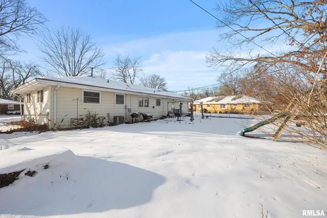 $199,990 | 5514 North Jesters Court, Peoria, IL 61614