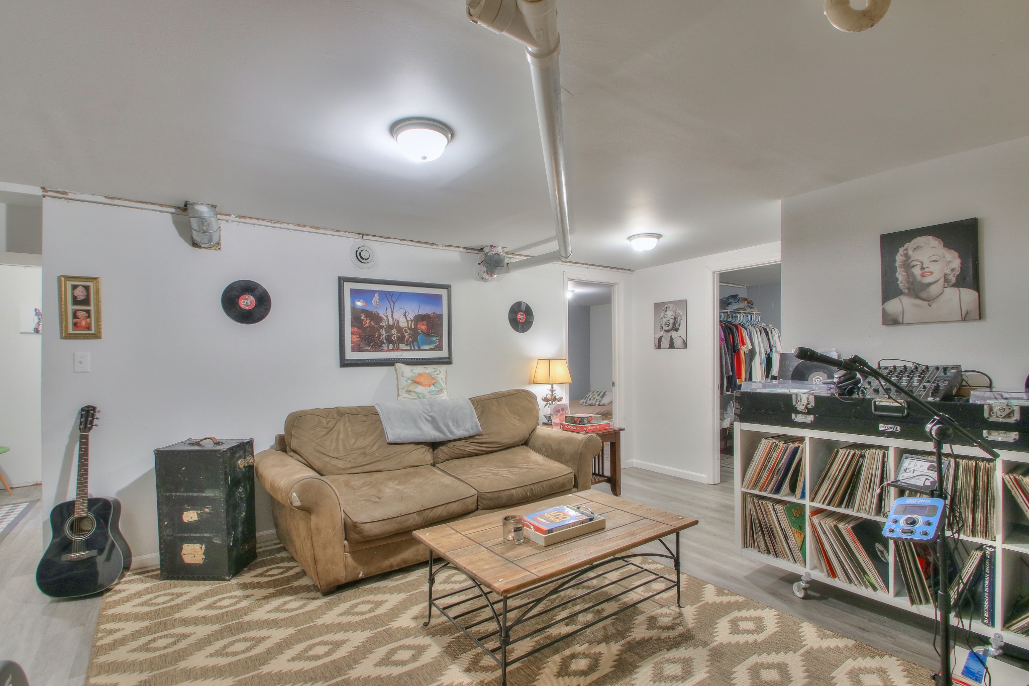 416 Harsh Lane Castalian Springs, TN 37031 - Photo 20 of 31 a living room with furniture and a flat screen tv