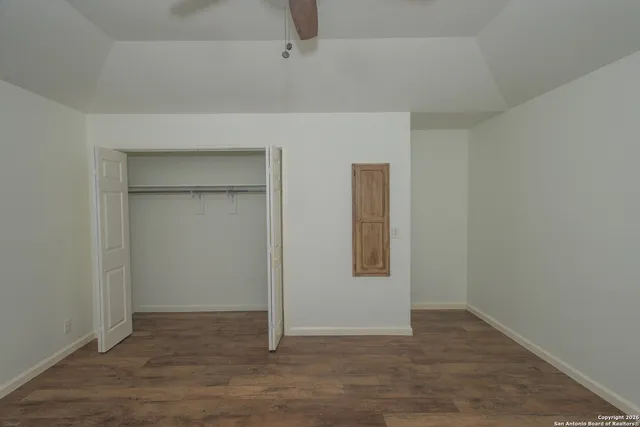 $2,350 | 430 Cr 683, Lytle, TX 78052