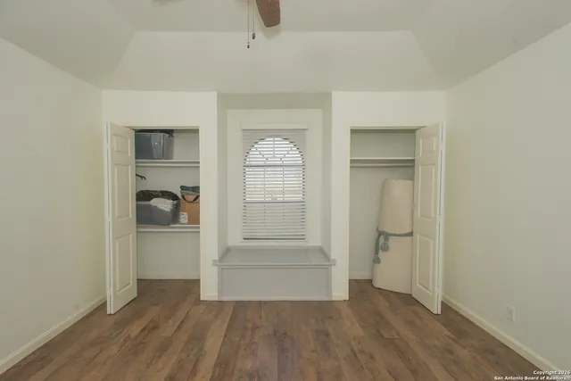 $2,350 | 430 Cr 683, Lytle, TX 78052