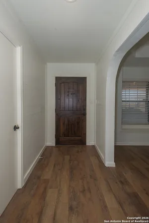 $2,350 | 430 Cr 683, Lytle, TX 78052