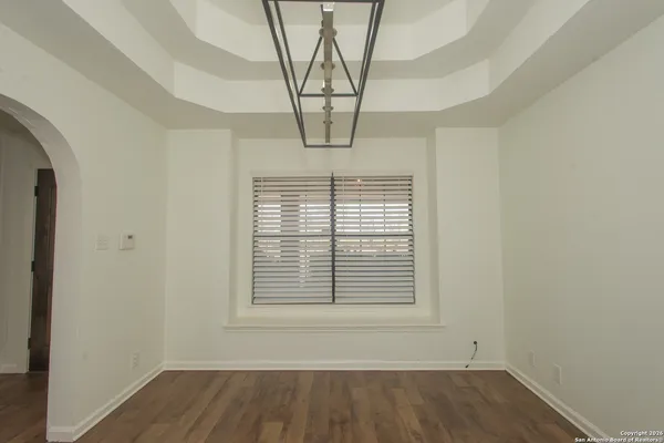 $2,350 | 430 Cr 683, Lytle, TX 78052