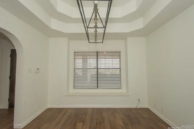 $2,350 | 430 Cr 683, Lytle, TX 78052