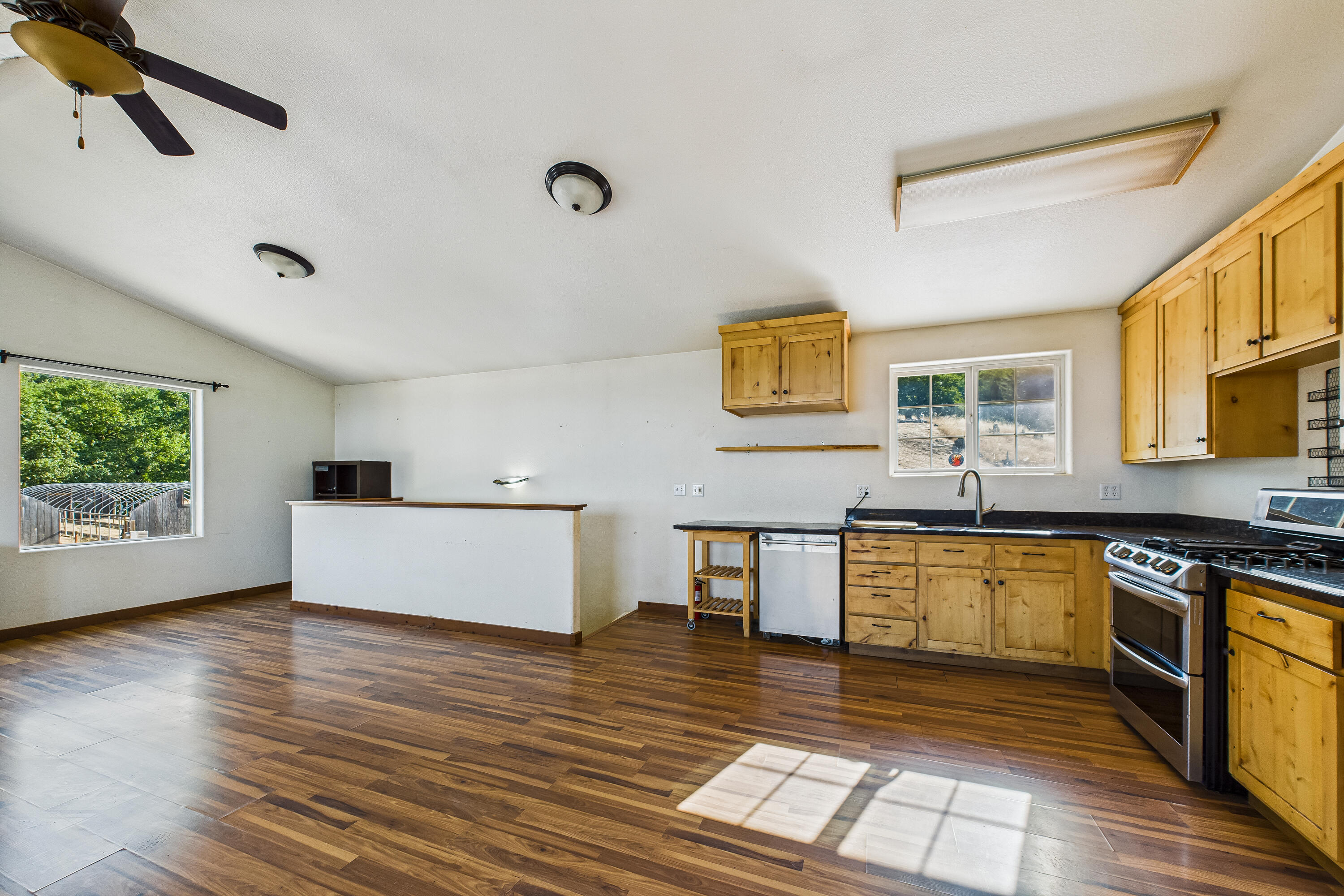 26092 Dyerville Loop Road Garberville, CA 95542 - Photo 24 of 74