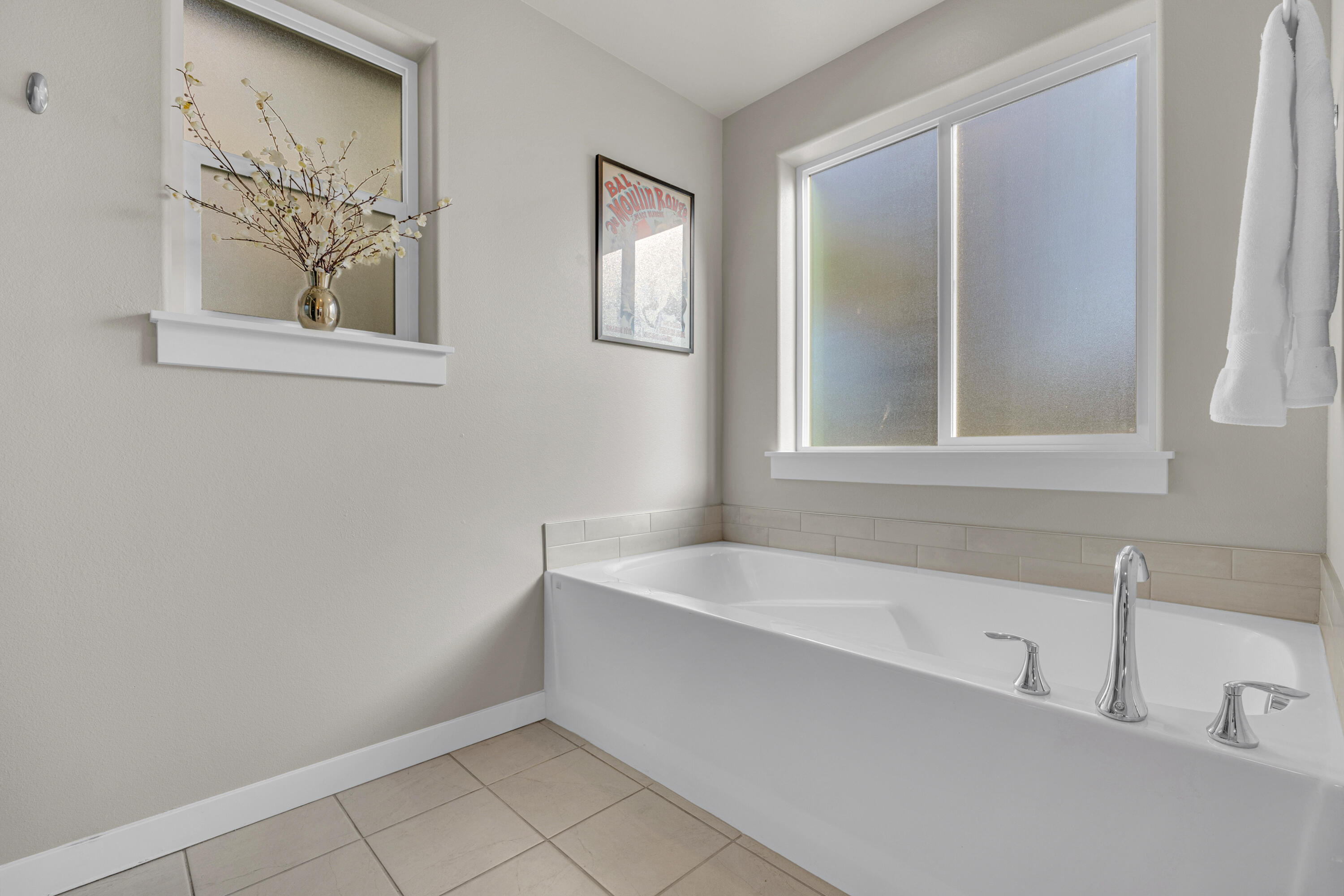 556 McKinney Ranch Road Sisters, OR 97759 - Photo 15 of 25 Soaking tub