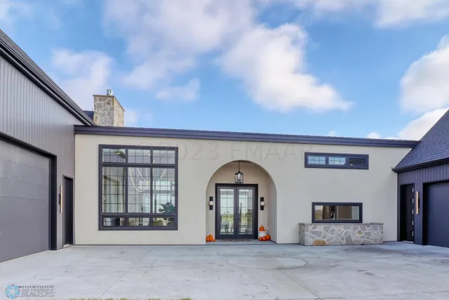 $2,850,000 | 773 5th Ave. North, Casselton, ND 58012