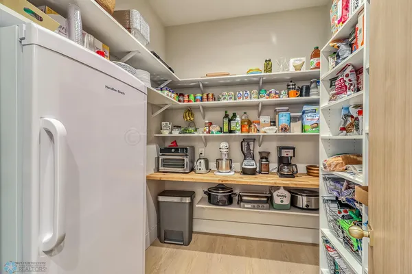 $2,850,000 | 773 5th Ave. North, Casselton, ND 58012