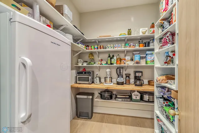 $2,850,000 | 773 5th Ave. North, Casselton, ND 58012