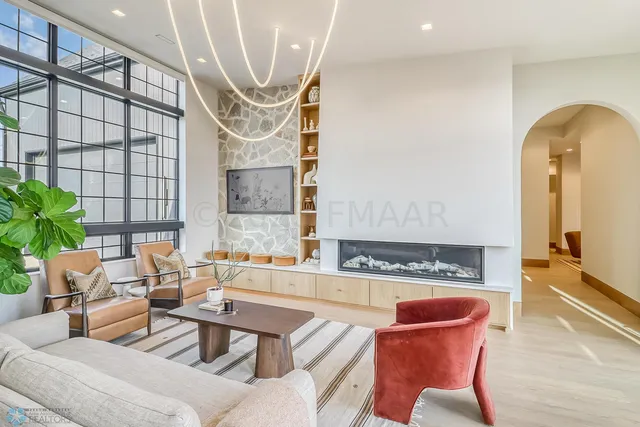 $2,850,000 | 773 5th Ave. North, Casselton, ND 58012