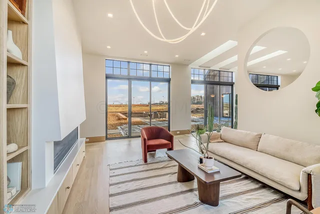 $2,850,000 | 773 5th Ave. North, Casselton, ND 58012