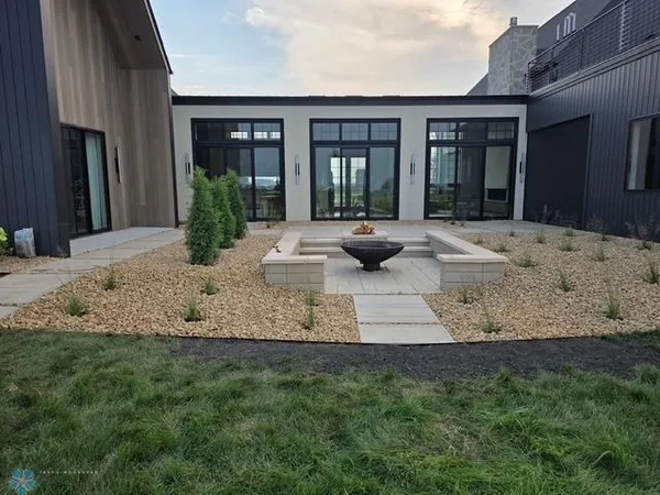 $2,850,000 | 773 5th Ave. North, Casselton, ND 58012