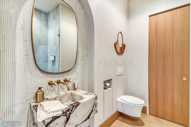 $2,850,000 | 773 5th Ave. North, Casselton, ND 58012