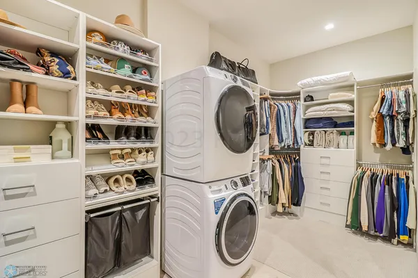 $2,850,000 | 773 5th Ave. North, Casselton, ND 58012