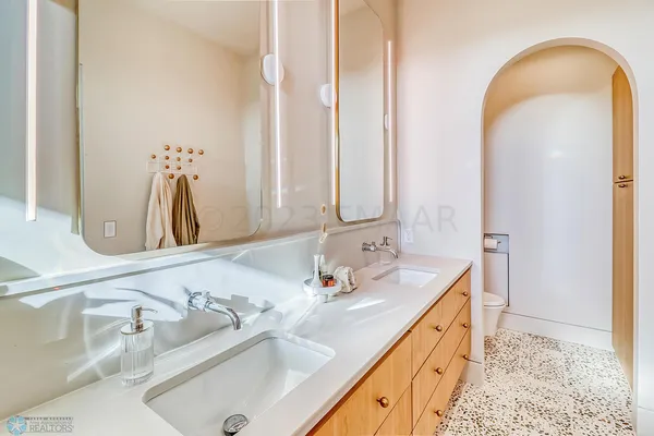 $2,850,000 | 773 5th Ave. North, Casselton, ND 58012