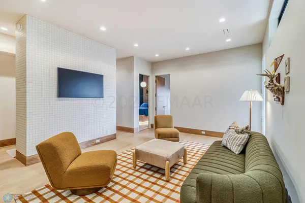 $2,850,000 | 773 5th Ave. North, Casselton, ND 58012