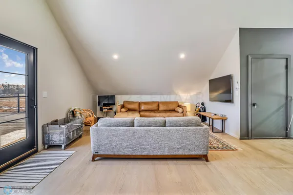 $2,850,000 | 773 5th Ave. North, Casselton, ND 58012