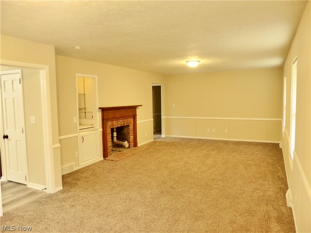 12317 Bean Road Chardon, OH 44024 - Photo 10 of 35